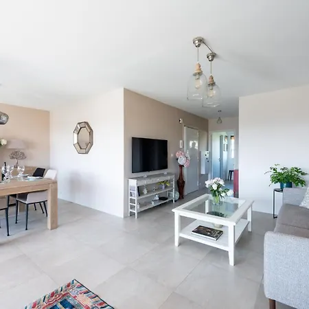 Happyfew Les Oliviers *