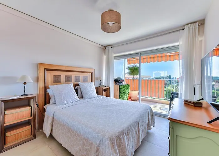 Happyfew Les Oliviers